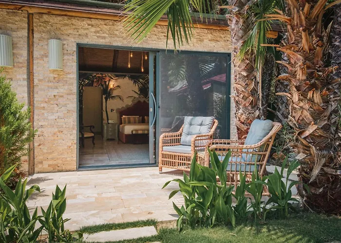 Layla Gocek Adults Only ギョジェク